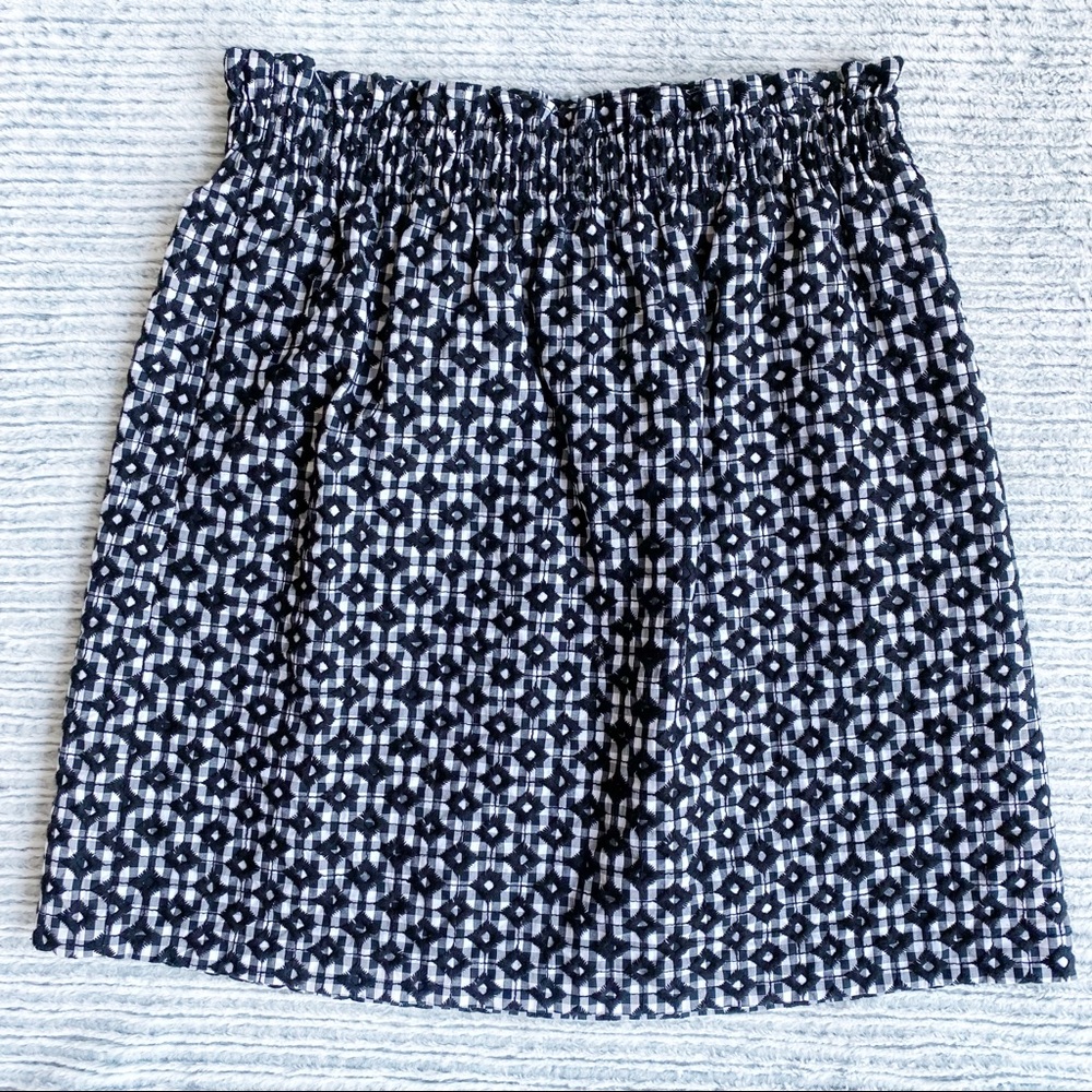 JCrew Factory Black & White Skirt - Size 0 - Picture 1 of 2